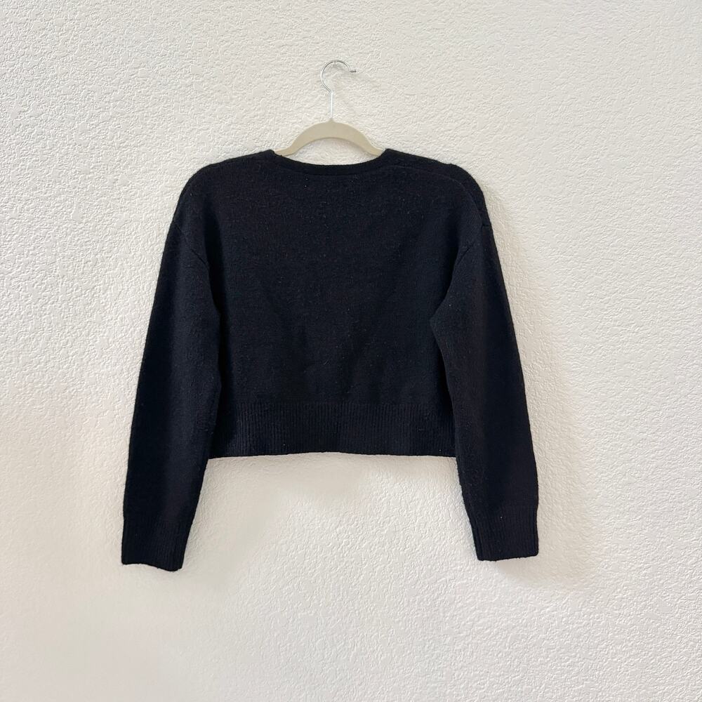 Oak + Fort Black Cropped V-Neck Cardigan - Picture 3 of 5